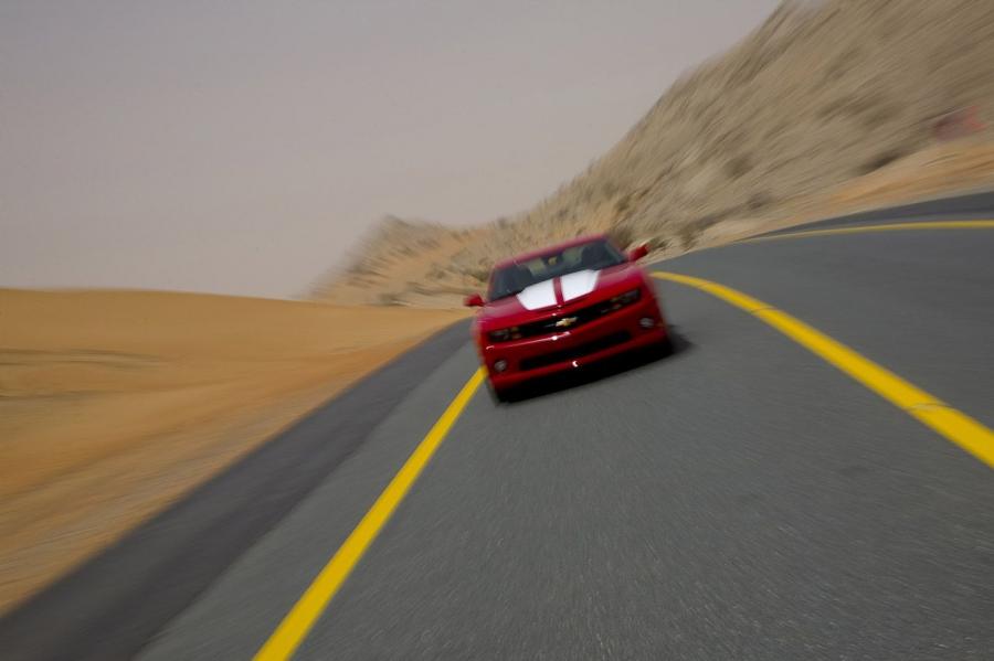  Chevrolet Camaro 2010 года  (фото 13 из 370)